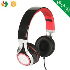 Trendy metal headphones